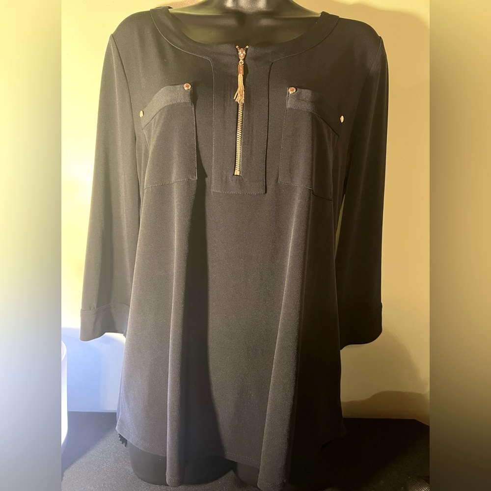 Casual top. Soft material and trendy